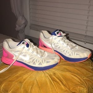 Size 8.5 Nike Lunarglide 6